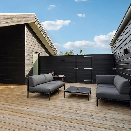 4 Bedroom Stunning In Feriehus