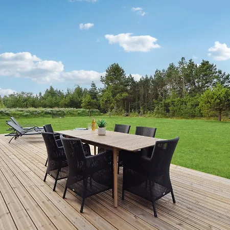 4 Bedroom Stunning In